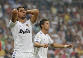 Khedira Kalahkan Sprint CR7