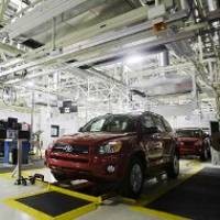 Toyota dan Tesla Lahirkan RAV4 Listrik