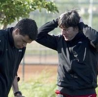 Loew Masih Tunggu Ballack