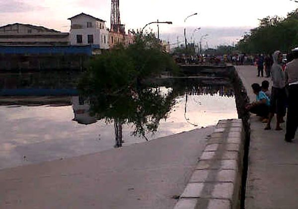 Jalan RE Martadinata Ambles