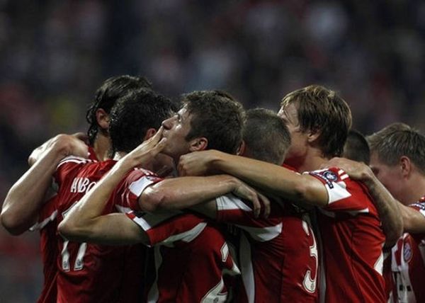 Bayern Jinakkan Serigala 