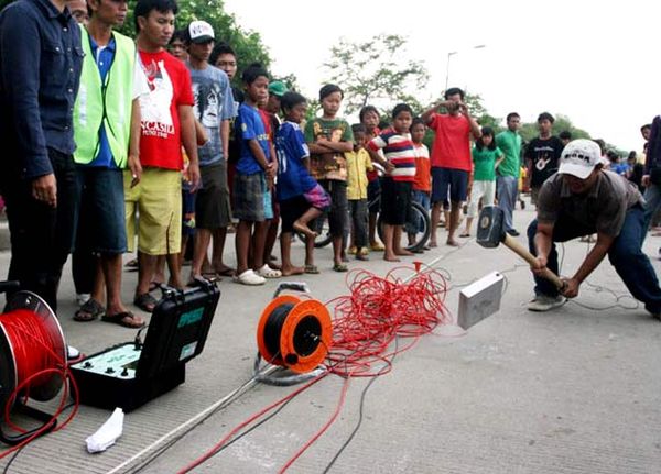 Kemen PU Cek Rongga Jl RE Martadinata