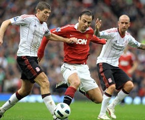 Gol Salto Berba Jauhkan MU