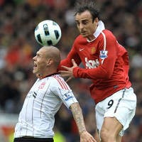 Berba Hat-trick, MU Pukul Liverpool 3-2