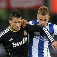 Atasi Sociedad, Madrid Puncaki Klasemen