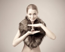 Kesalahan Memakai Parfum & Cara Memperbaikinya