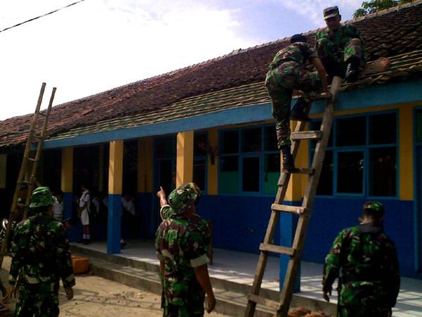 Perbaikan SD Korban Puting Beliung Perbaikan SD Korban Puting Beliung