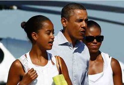 Tinggi Anak Obama Jadi Sorotan Karena Tidak Wajar