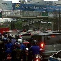Imbas Hujan, Lalin Menteng-Mampang Macet Total