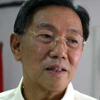 Pecat Dosen, Kwik Kian Gie Digugat