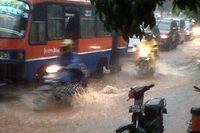 Jalan Sudirman Tergenang