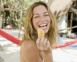 Tips Merawat Gigi Agar Senyum Makin Menawan