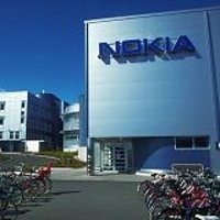 Bos Nokia: Pakai Android Seperti Pipis di Celana