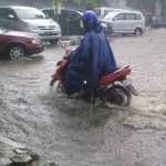 Banjir Cileuncang Sergap Bandung Usai Hujan Deras