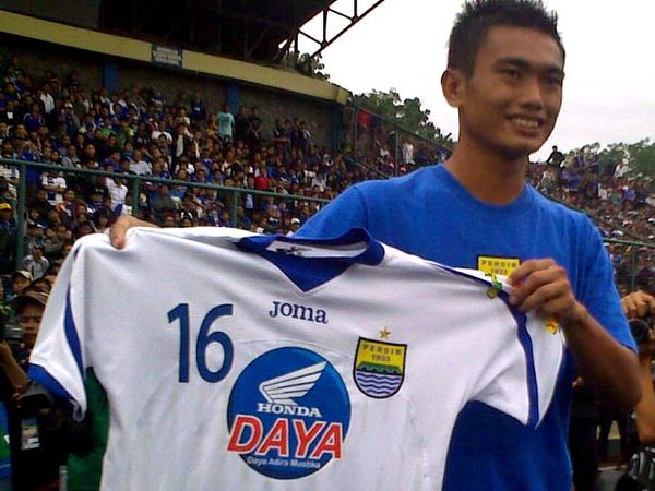 Launching Tim Persib