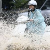 Motor Terjang Banjir, Ganti Oli Jika Berwarna Kopi Susu