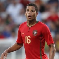 Fergie Akan Mainkan Bebe