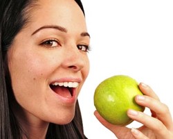 Jam Ngemil Yang Bikin Tubuh Tetap Langsing