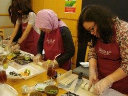 Siapa Saja Bisa Bikin Sushi