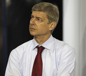 Wenger Bicara Soal Trofi dan City