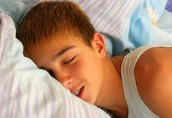 Saat Remaja Pria Mimpi Basah Pertama Kali