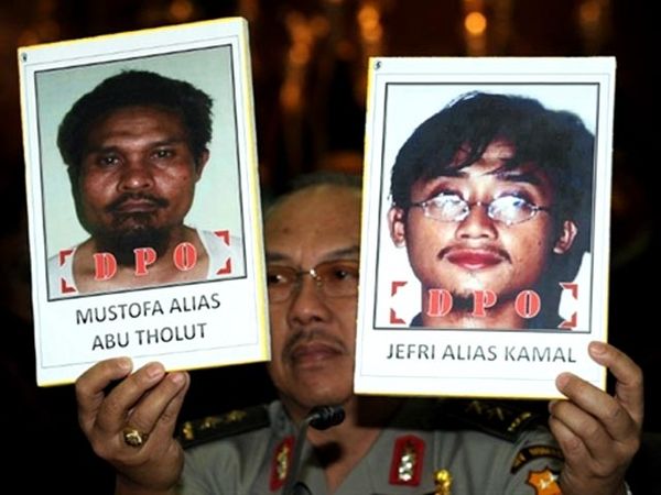 Polri Beberkan Nama Buron Teroris