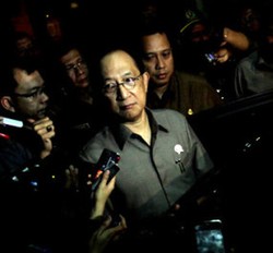 Keppres Pemberhentian Hendarman Supandji Sudah Diteken Presiden