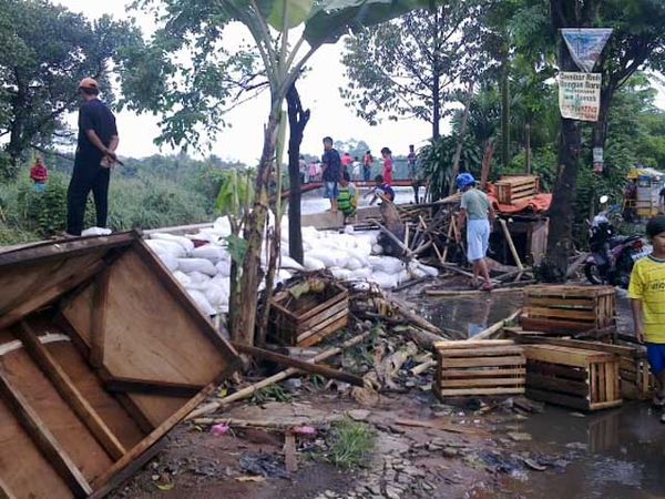 Situ Sasak Tinggi Meluap