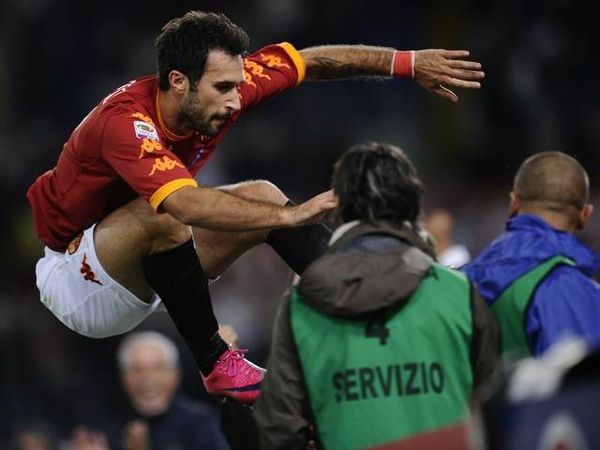 Vucinic Pahlawan Roma