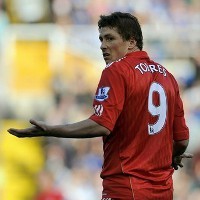 Pique: Segera Keluar dari Anfield, Torres