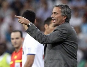 Bermaksud Menyindir, Mou?