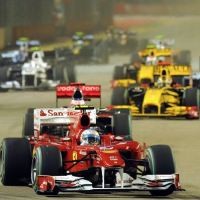Alonso Dominan, Hamilton Sial