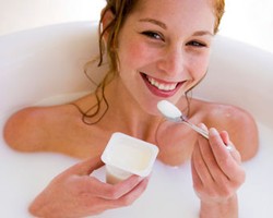 6 Hal Yang Harus Diperhatikan Sebelum Memakan Yogurt