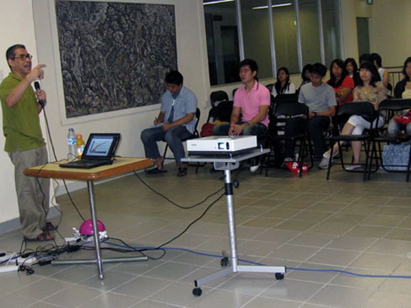 Jurnalistik Online di Singapura