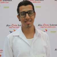 Pantai Tanjung Tinggi Membuat Lupa Segalanya