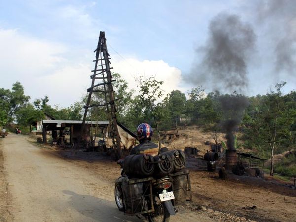 Tambang Minyak Peninggalan Belanda