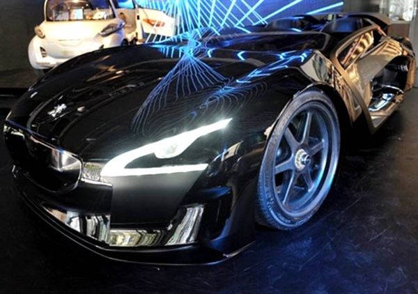 Mobil Futuristik Ala Eropa