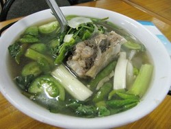 Slruup..Gurih Segar Sup Ikan Taktakan