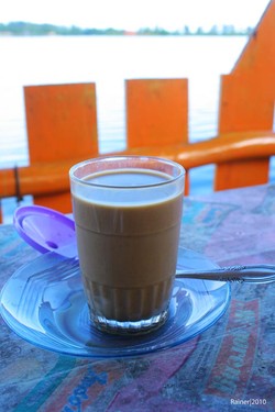 Seruput Kopi Nikmat Khas Manggar 