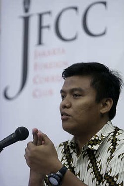 Noor Huda Ismail: Aksi Serigala Kesepian Menakutkan