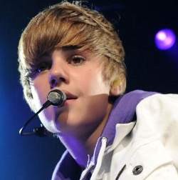 Mainan dan Boneka Justin Bieber Segera Diluncurkan