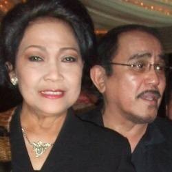 Rima Melati-Frans Tumbuan Kenang Masa Pacaran di Pub