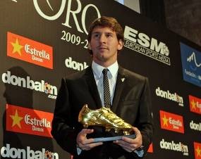 Sepatu Emas untuk Messi Sepatu Emas untuk Messi