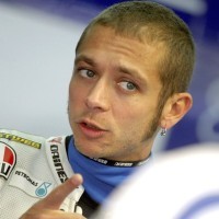 Rossi: Tuntaskan Musim, Baru Operasi