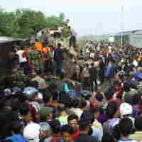 4 Jam Lewat, Alat Berat Akhirnya Datang Juga 