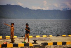 Menyibak Keindahan Danau Ranau