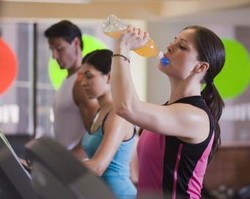 Hati-hati, Minuman Berenergi Bisa Sebabkan Gigi Rapuh