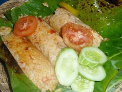 Gurihnya Nasi Bakar Sumsum Khas Banten