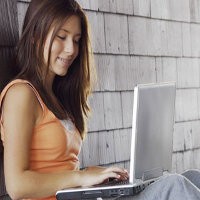 Panas Laptop Sebabkan Sindrom Kulit Terbakar 