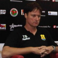 Pelatih Persema Kritik Wasit & Sepakbola Indonesia